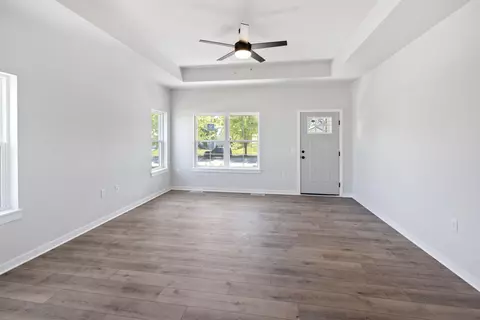 Living - 336 Sandmar Dr, Ripon, WI 54971 photo 3 of 3