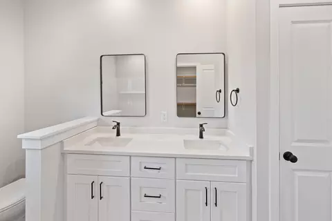Bath - 336 Sandmar Dr, Ripon, WI 54971 photo 5 of 5