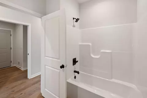 Entry Way - 336 Sandmar Dr, Ripon, WI 54971 photo 5 of 6