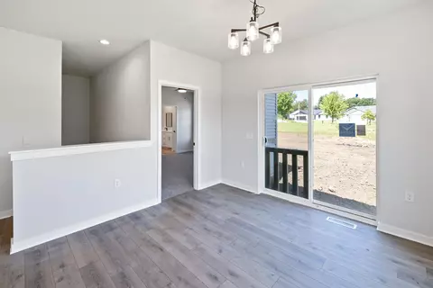 Dining - 336 Sandmar Dr, Ripon, WI 54971 photo 2 of 2