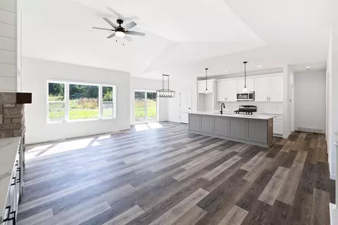 Living - 333 Drumlin Loop, Ripon, WI 54971 photo 1 of 3