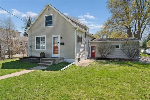 2001 Melrose St, Madison, WI 53704