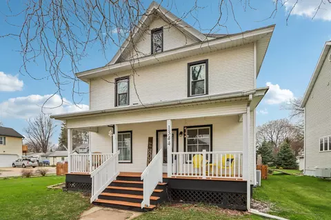 1344 Mills St, Black Earth, WI 53515