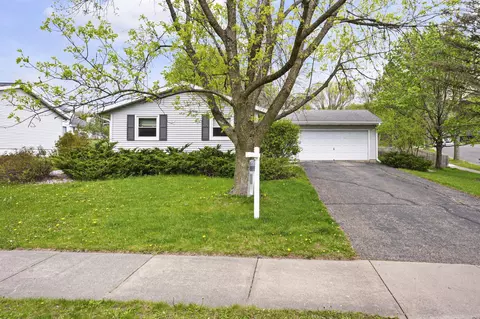2313 Muir Field Rd, Madison, WI 53719