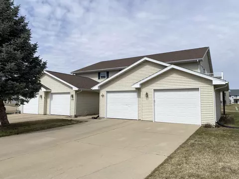 382 Chapin St #2, Columbus, WI 53925