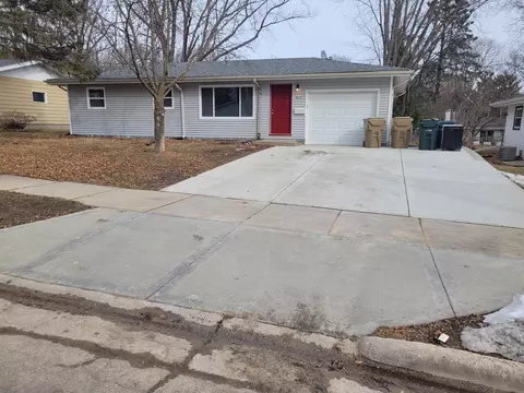 4617 Texas Trl, Madison, WI 53704