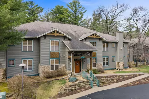 407 Clara Ave #109, Wisconsin Dells, WI 53965