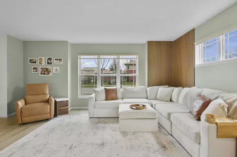 558 Galileo Dr, Madison, WI 53718