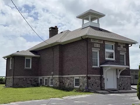 w6135 County Road N, Plymouth, WI 53073