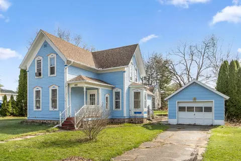 630 S Main St, Westfield, WI 53964
