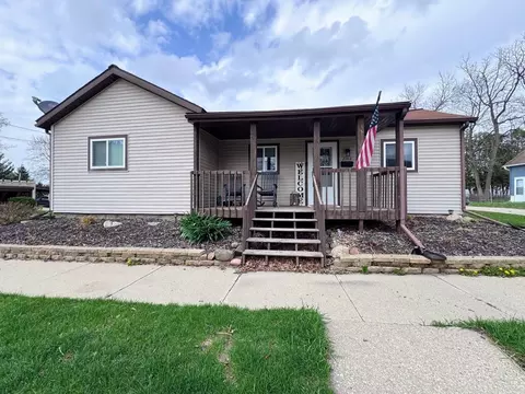 2103 16th St, Monroe, WI 53566