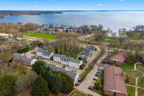 2140 Allen Blvd #3, Middleton, WI 53562