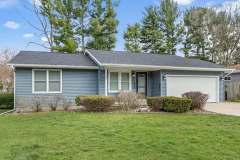 309 King St, Stoughton, WI 53589