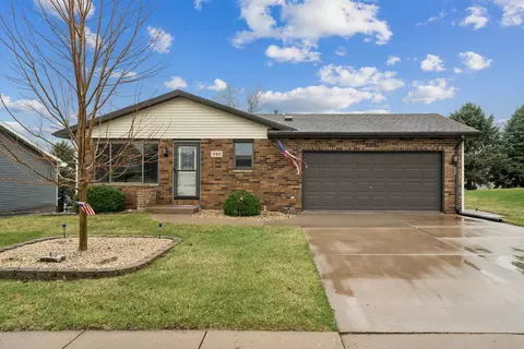 505 Apple St, Dickeyville, WI 53808