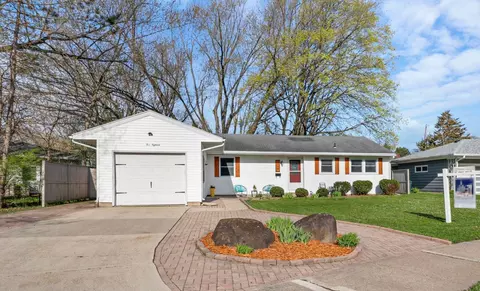 518 Hilton Dr, Madison, WI 53711