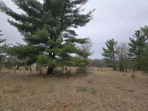 826 County Road C, Hancock, WI 54943
