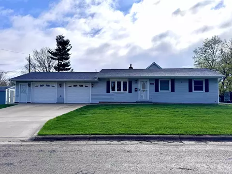 2230 10th Ave, Monroe, WI 53566