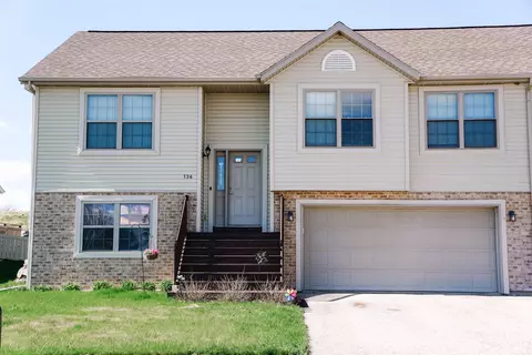 136 Community Dr, Fall River, WI 53932