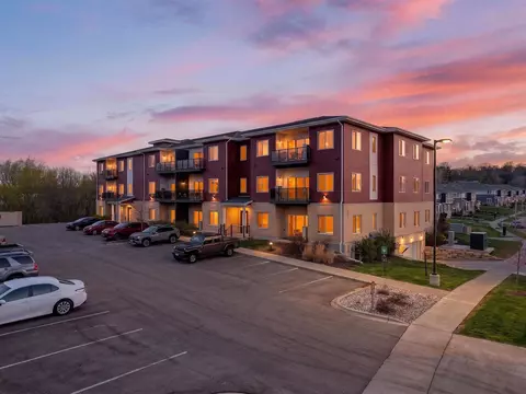 1601 N Windsor Ave #208, Cottage Grove, WI 53527