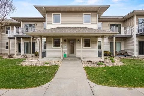 2824 Pleasant View Rd #202, Middleton, WI 53562
