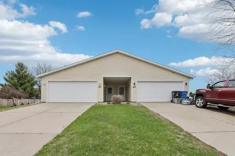 410 David Cir, Arena, WI 53503