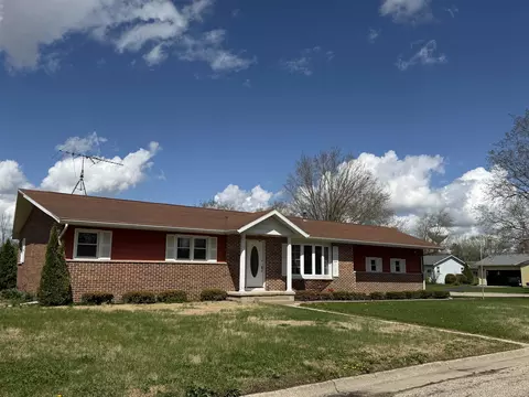 207 Cedar Ave, Brodhead, WI 53520