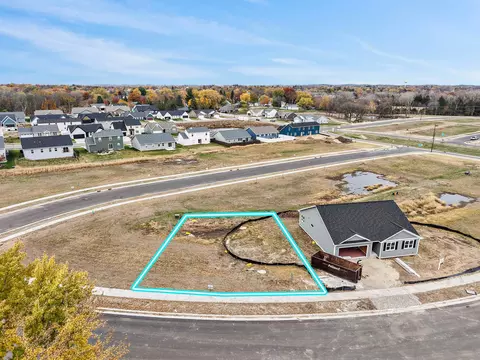 368 Dahlia Dr, Stoughton, WI 53589