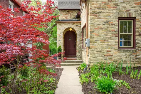 1913 Regent St, Madison, WI 53726