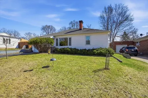 111 S Palmatory St, Horicon, WI 53032