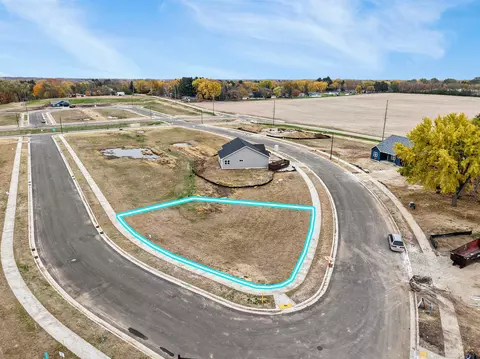 376 Dahlia Dr, Stoughton, WI 53589