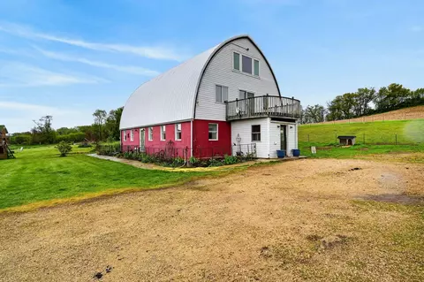 11576 Walnut Rd, Darlington, WI 53530