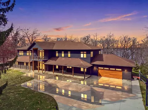 w1484 Spring Grove Road, Ripon, WI 54971