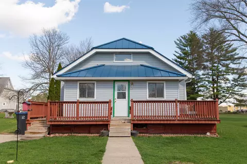 116 N Charles St, Westfield, WI 53964