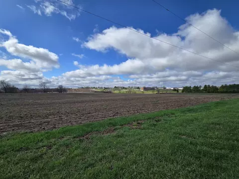 8 N 285 Acres N 29th Ave, Monroe, WI 53566