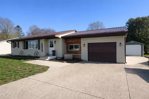 5459 E Oak St, Boscobel, WI 53805