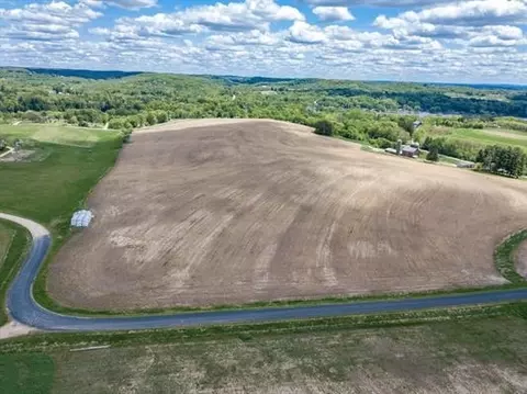 17 855 Ac Mc Williams Rd, La Valle, WI 53941