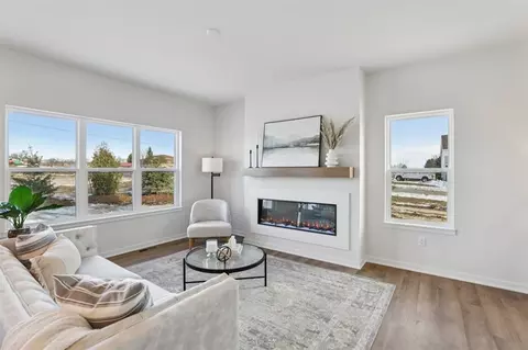 580 Buss Rd, Cottage Grove, WI 53527