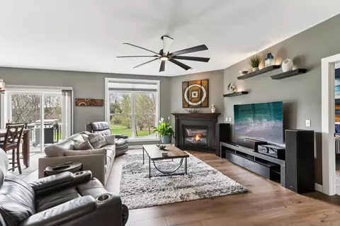 4644 Pierceville Rd, Cottage Grove, WI 53527