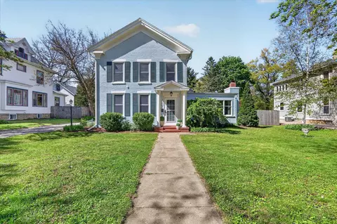 250 W Main St, Evansville, WI 53536
