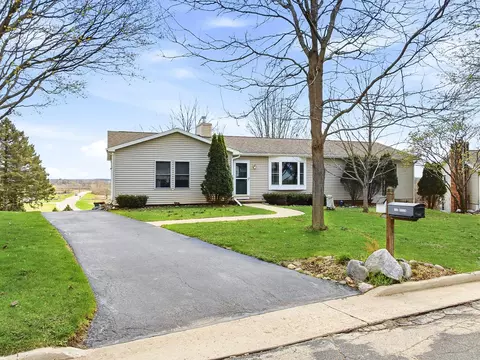 120 Beech Rd, Waterloo, WI 53594