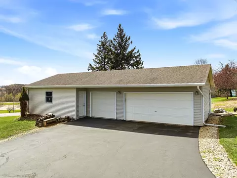 120 Beech Rd, Waterloo, WI 53594 photo 5