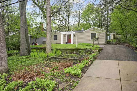 2825 Regent St, Madison, WI 53705