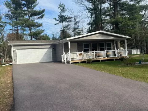 116 Red Oak Dr, Wisconsin Dells, WI 53965
