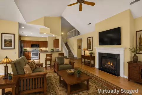 30 Keystone Way #22, Fitchburg, WI 53711