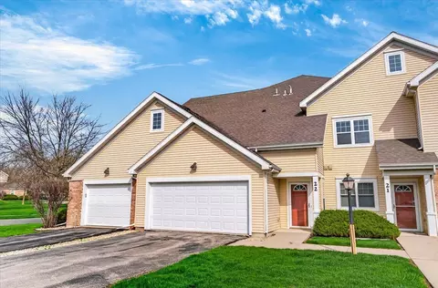 30 Keystone Way #22, Fitchburg, WI 53711