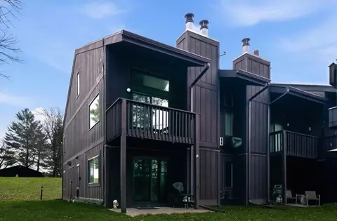 2 Juniper Trl, Wisconsin Dells, WI 53965