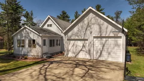 1974 N Cypress Ln, Arkdale, WI 54613