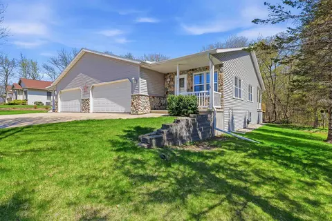 507 Monroe St, Beaver Dam, WI 53916