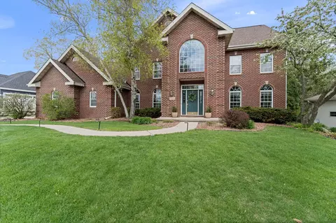 3068 Edenberry St, Fitchburg, WI 53711