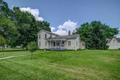 247 W Monroe St, Spring Green, WI 53588